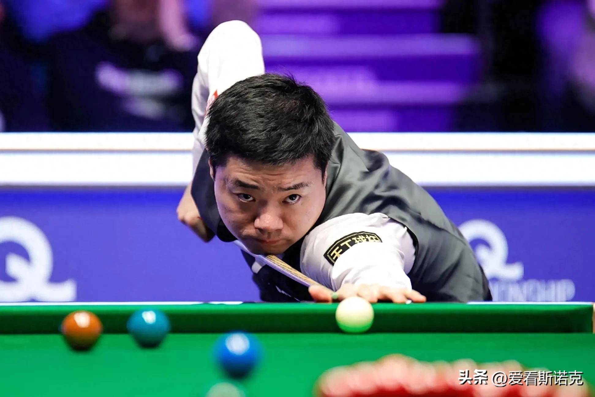 在现代足球 在现代足球