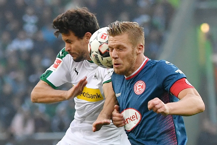 用对抗和协 用对抗和协